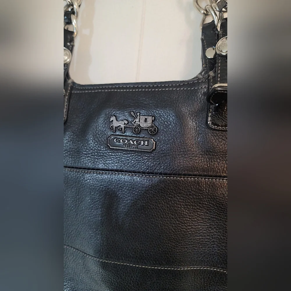 The Coach Madison Tribeca East West‎ Black - Picture 2 of 10